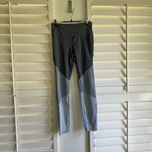 Old Navy Charcoal and Light Gray Leggings